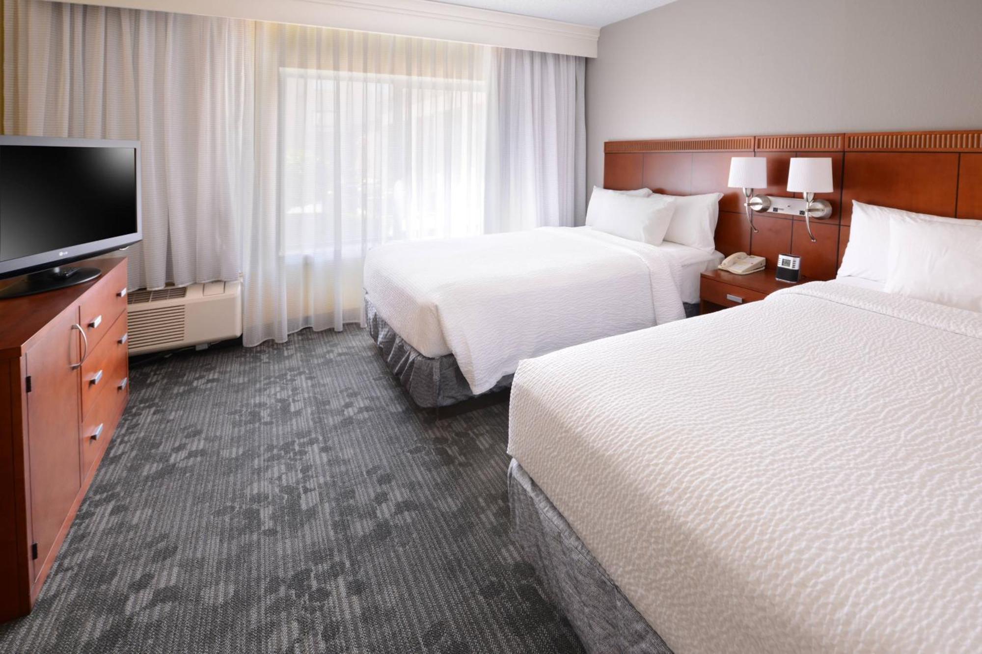 Courtyard By Marriott Oklahoma City Airport Екстер'єр фото