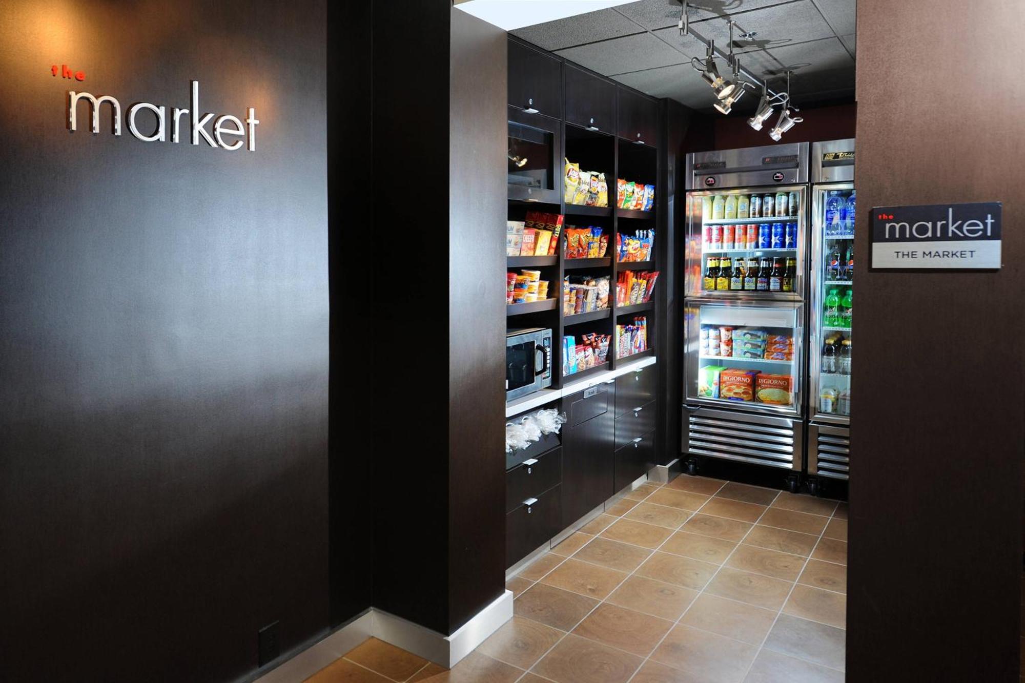 Courtyard By Marriott Oklahoma City Airport Екстер'єр фото