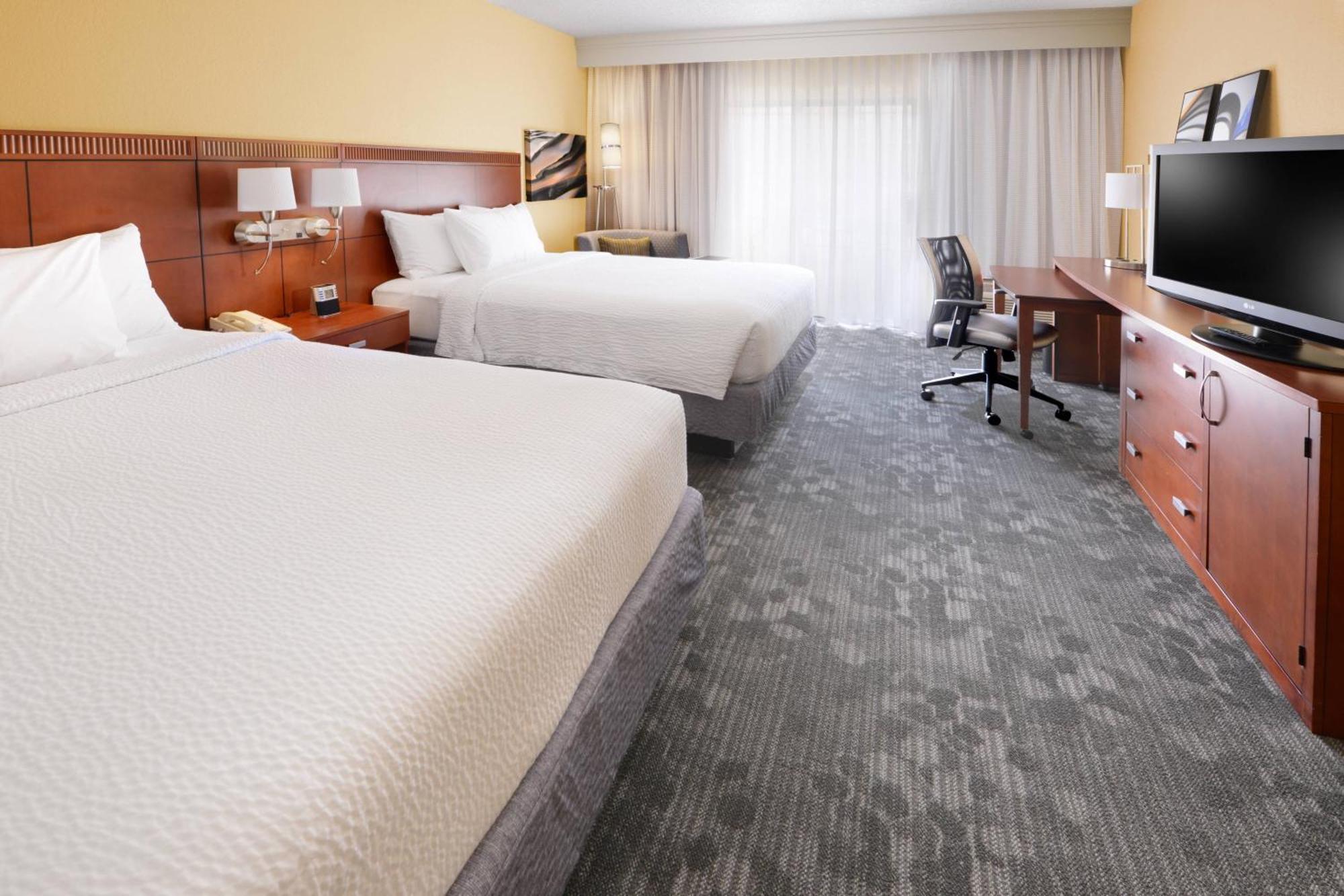 Courtyard By Marriott Oklahoma City Airport Екстер'єр фото