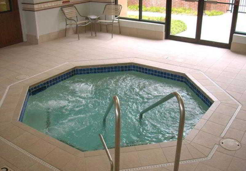 Courtyard By Marriott Oklahoma City Airport Екстер'єр фото